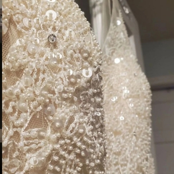 WTOO Persiphone Wedding Gown - Picture 6 of 12